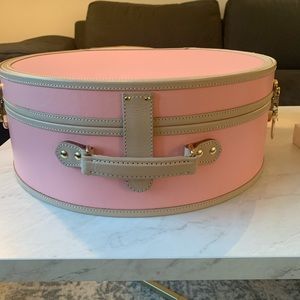 Steamline Luggage Hatbox - Never Used!